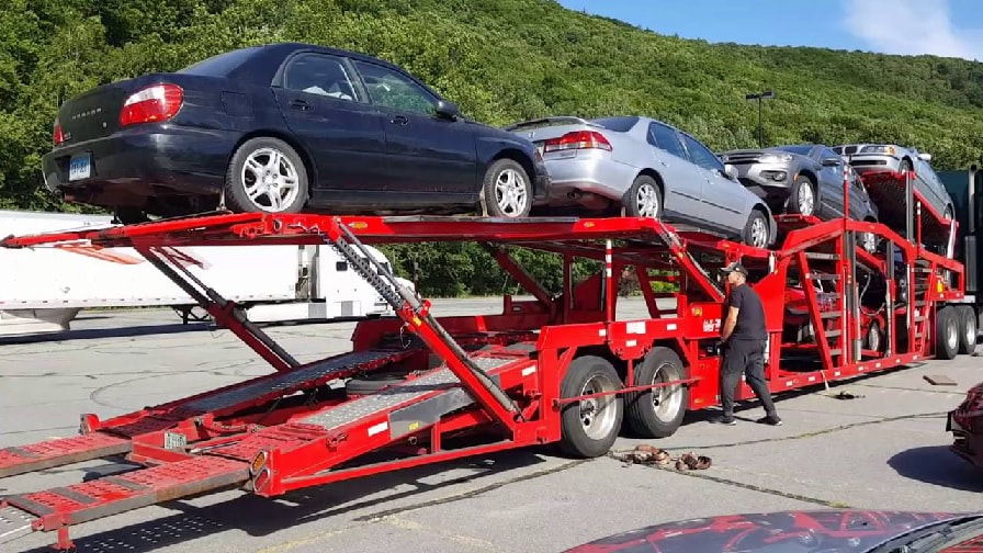 Car shipping across states: Transporting cars across state lines with trusted shipping services.